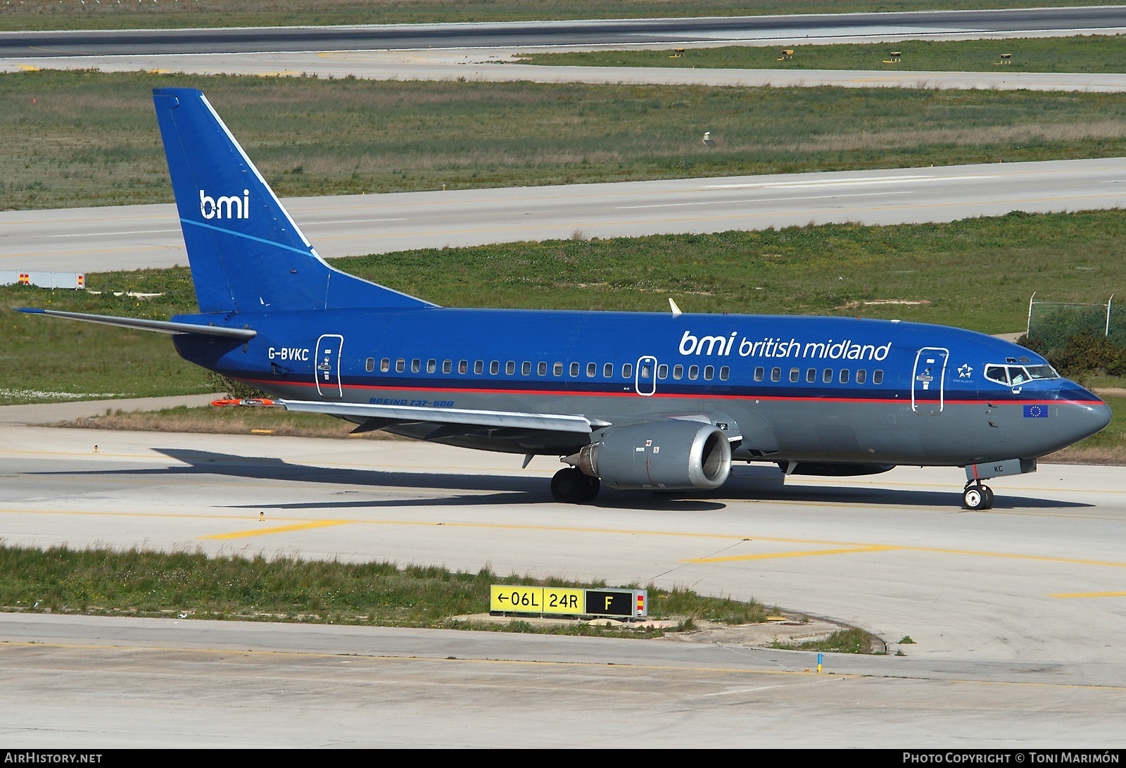 Aircraft Photo of G-BVKC | Boeing 737-59D | BMI - British Midland International | AirHistory.net #151121
