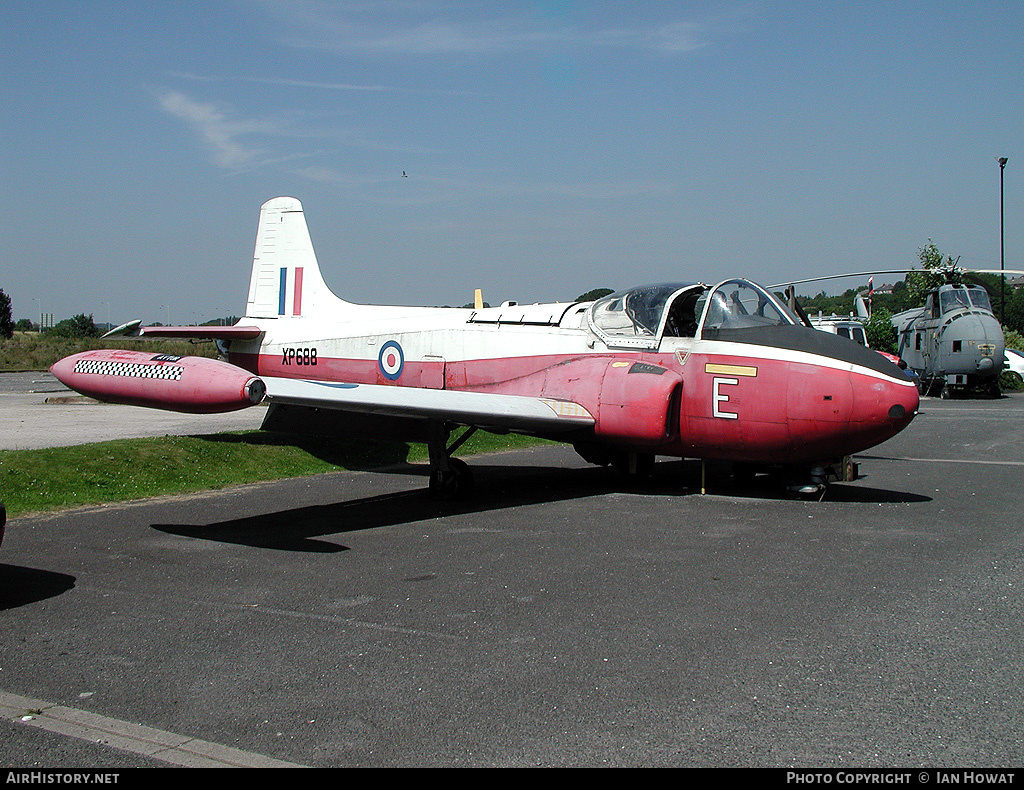 Aircraft Photo of XP688 | BAC 84 Jet Provost T4 | UK - Air Force | AirHistory.net #151183