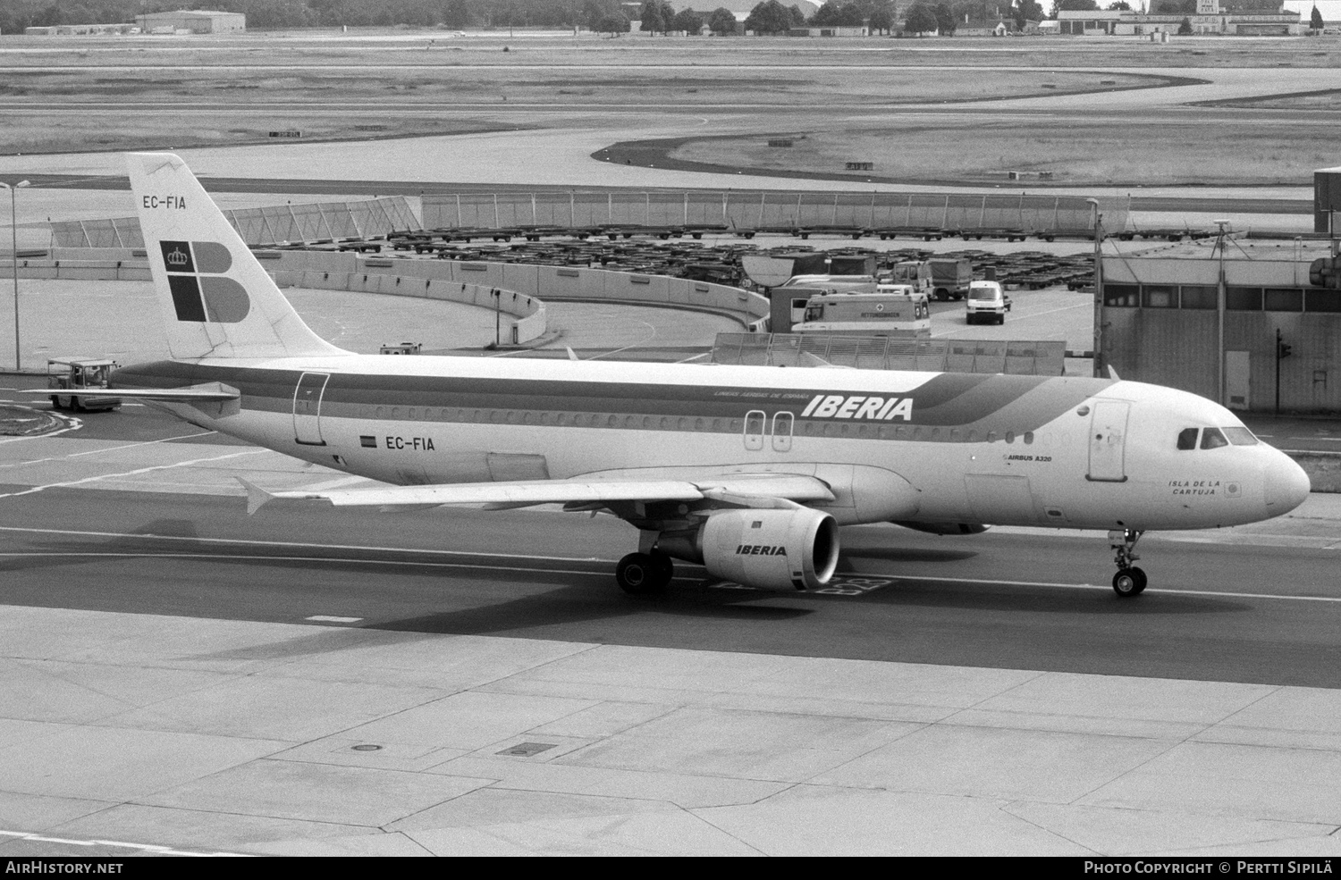 Aircraft Photo of EC-FIA | Airbus A320-211 | Iberia | AirHistory.net #151268