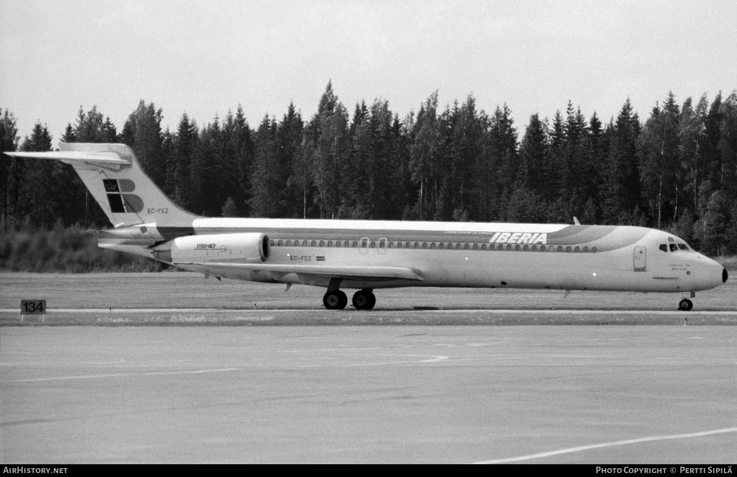 Aircraft Photo of EC-FEZ | McDonnell Douglas MD-87 (DC-9-87) | Iberia | AirHistory.net #151276