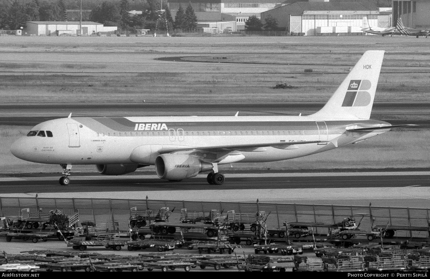 Aircraft Photo of EC-HDK | Airbus A320-214 | Iberia | AirHistory.net #151296