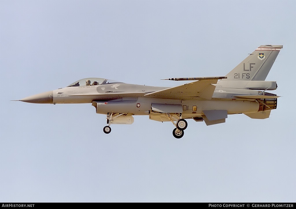 Aircraft Photo of 93-0711 | Lockheed Martin F-16A Fighting Falcon | USA - Air Force | AirHistory.net #151310