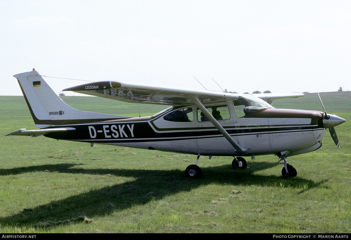 Aircraft Photo of D-ESKY | Cessna R182 Skylane RG II | AirHistory.net #151330
