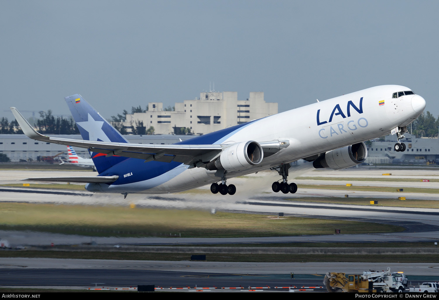 Aircraft Photo of N418LA | Boeing 767-316F/ER | LAN Cargo | AirHistory.net #151379