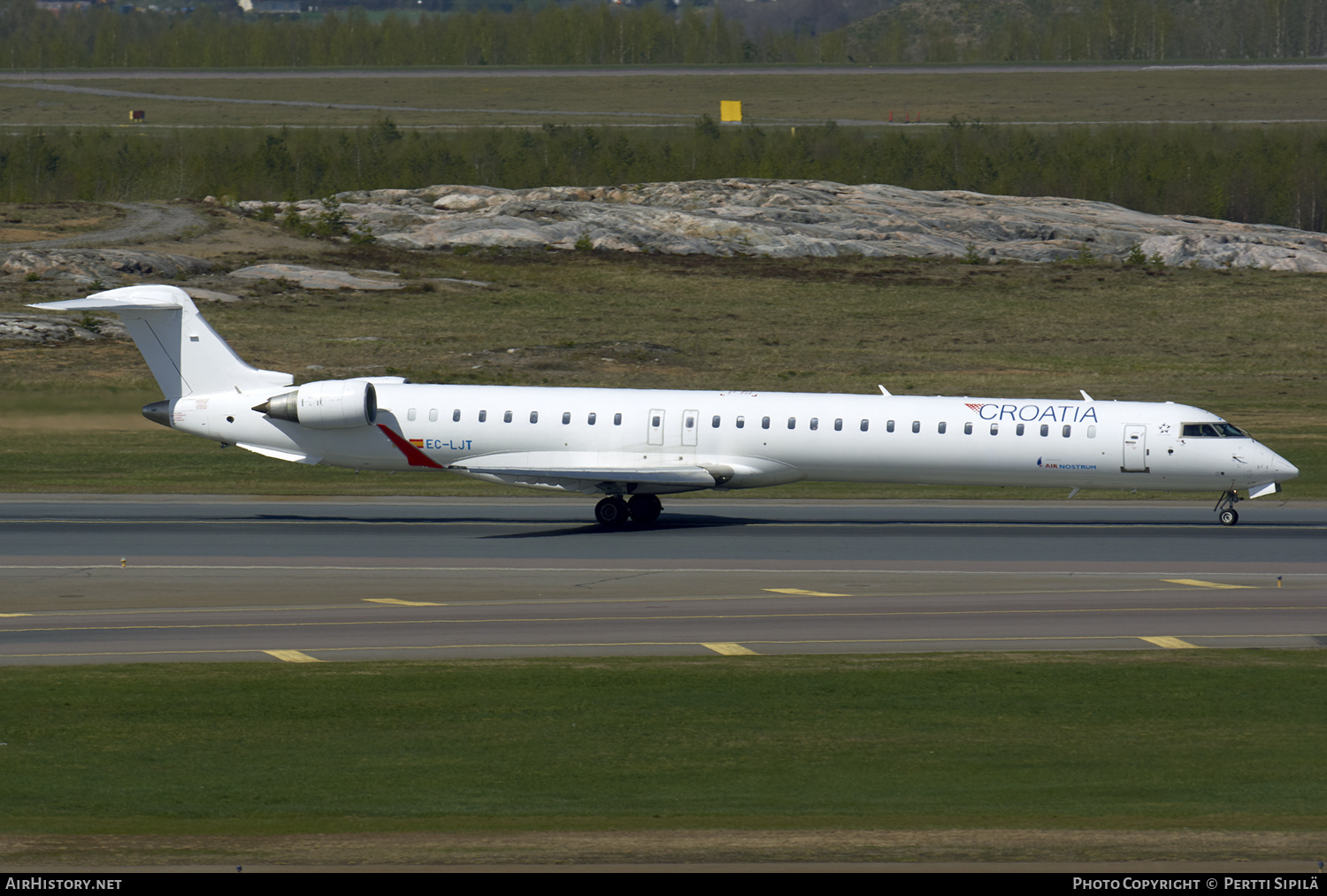 Aircraft Photo of EC-LJT | Bombardier CRJ-1000ER NG (CL-600-2E25) | Croatia Airlines | AirHistory.net #151442