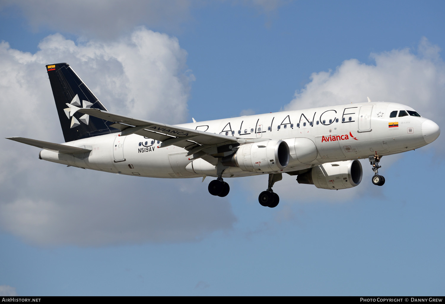 Aircraft Photo of N519AV | Airbus A319-115 | Avianca | AirHistory.net #151476