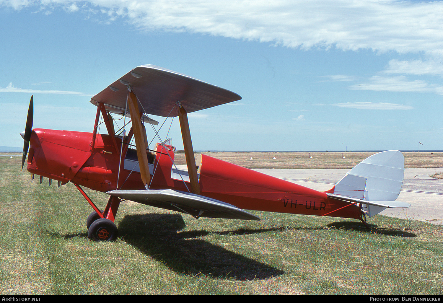 Aircraft Photo of VH-ULR | De Havilland D.H. 82A Tiger Moth | AirHistory.net #151527