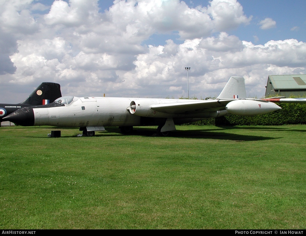 Aircraft Photo of WH904 | English Electric Canberra T.19 | UK - Air Force | AirHistory.net #151570