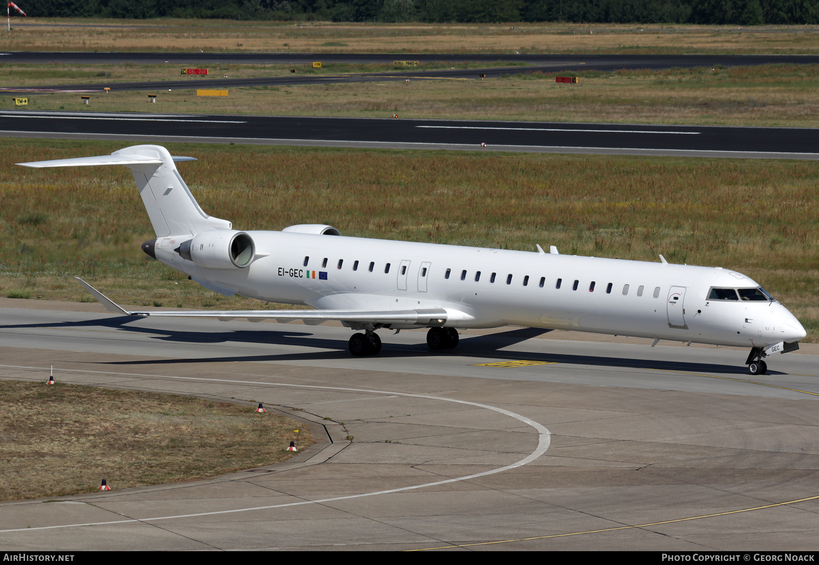 Aircraft Photo of EI-GEC | Bombardier CRJ-900 (CL-600-2D24) | CityJet | AirHistory.net #151575