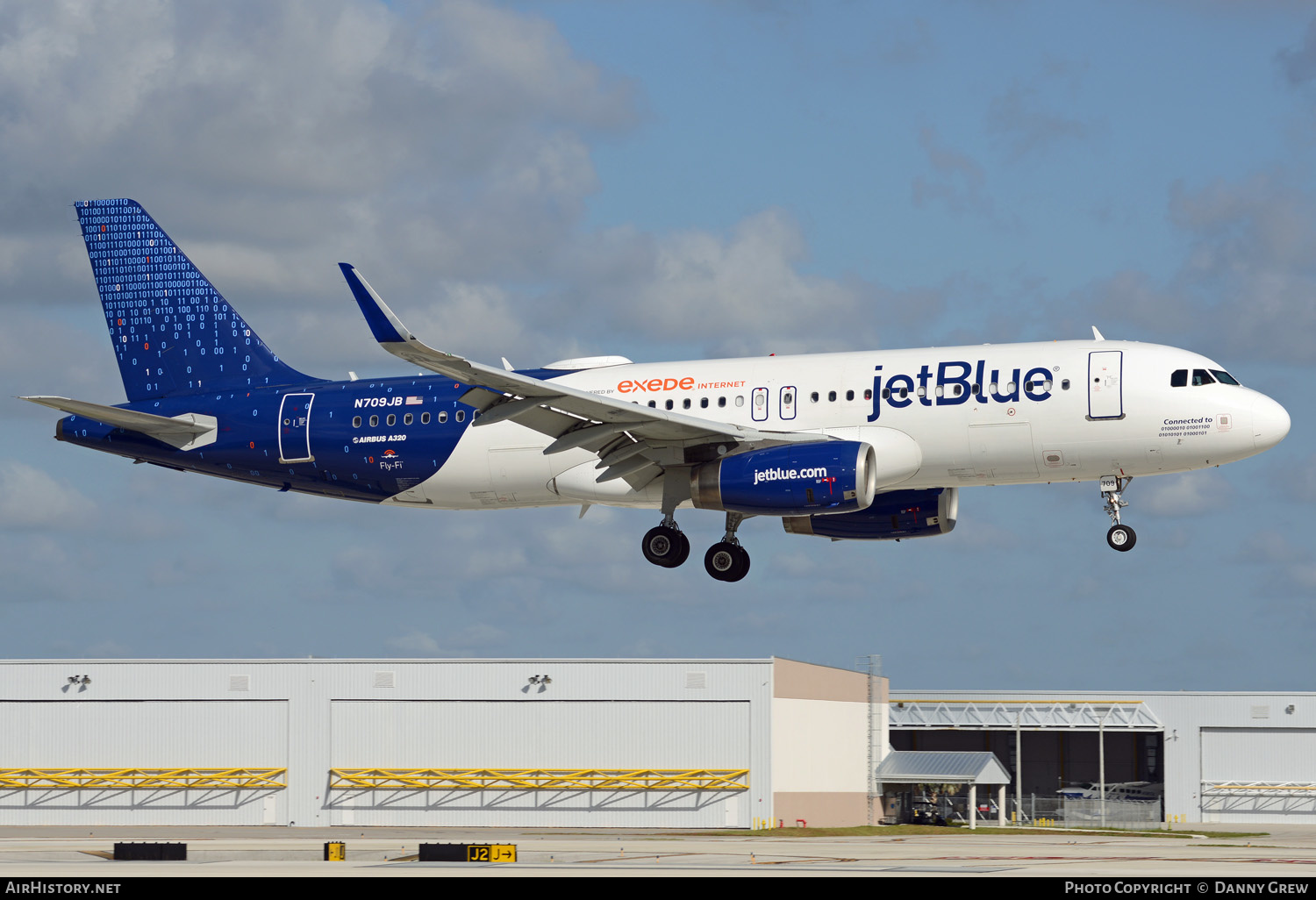 Aircraft Photo of N709JB | Airbus A320-232 | JetBlue Airways | AirHistory.net #151597