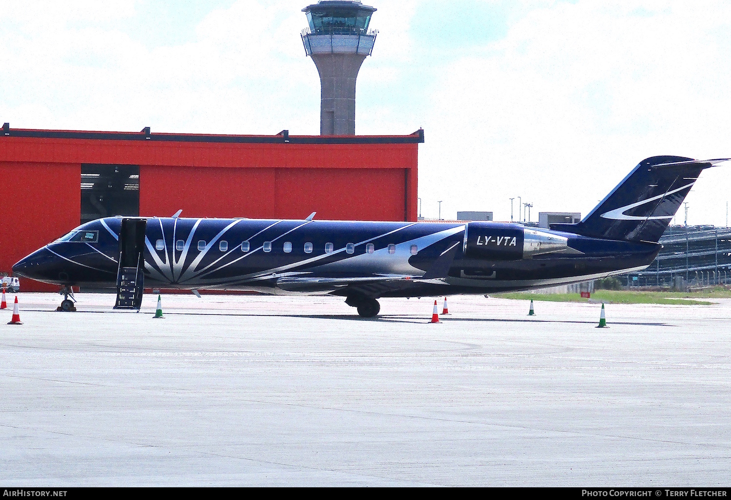 Aircraft Photo of LY-VTA | Bombardier CRJ-200LR (CL-600-2B19) | AirHistory.net #151610