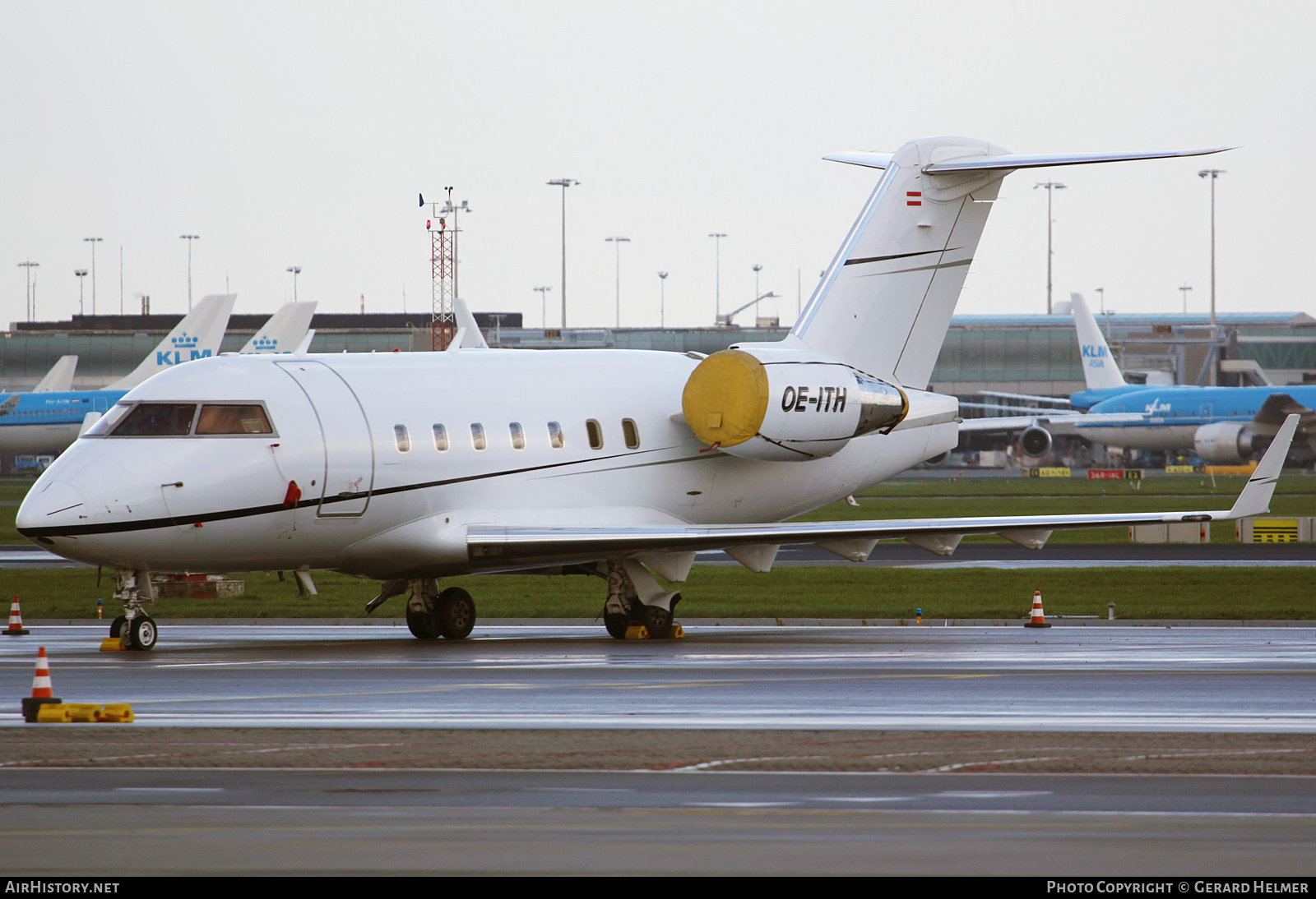 Aircraft Photo of OE-ITH | Bombardier Challenger 604 (CL-600-2B16) | AirHistory.net #151615