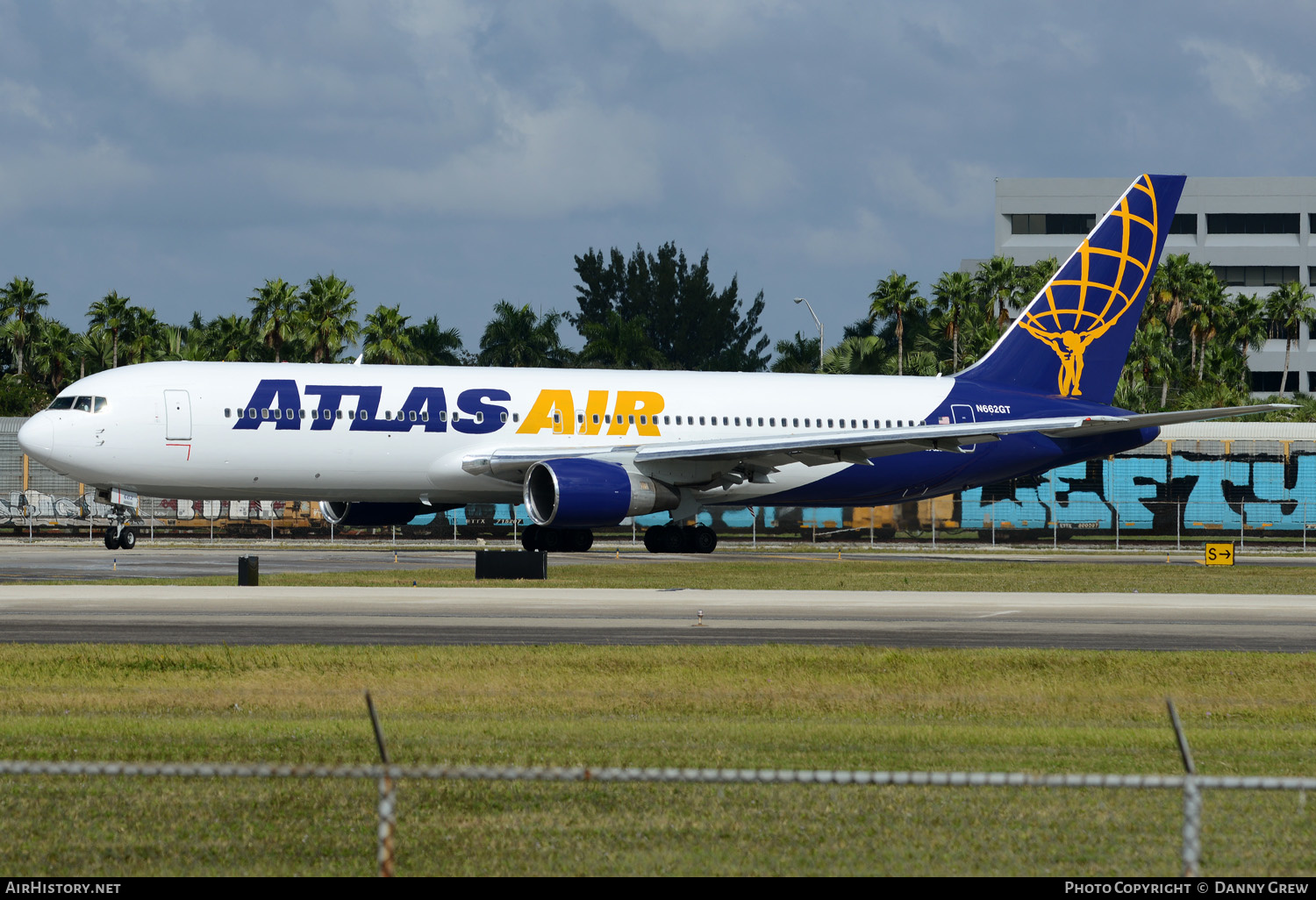 Aircraft Photo of N662GT | Boeing 767-31A/ER | Atlas Air | AirHistory.net #151796