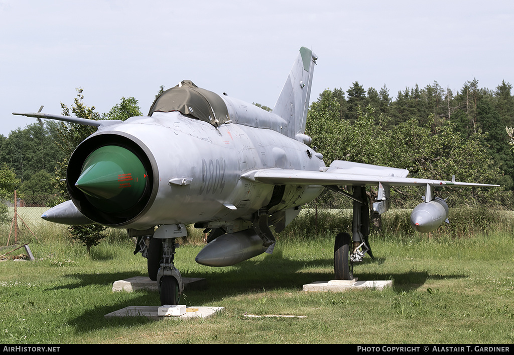 Aircraft Photo of 9804 | Mikoyan-Gurevich MiG-21MF | Czechia - Air Force | AirHistory.net #151805