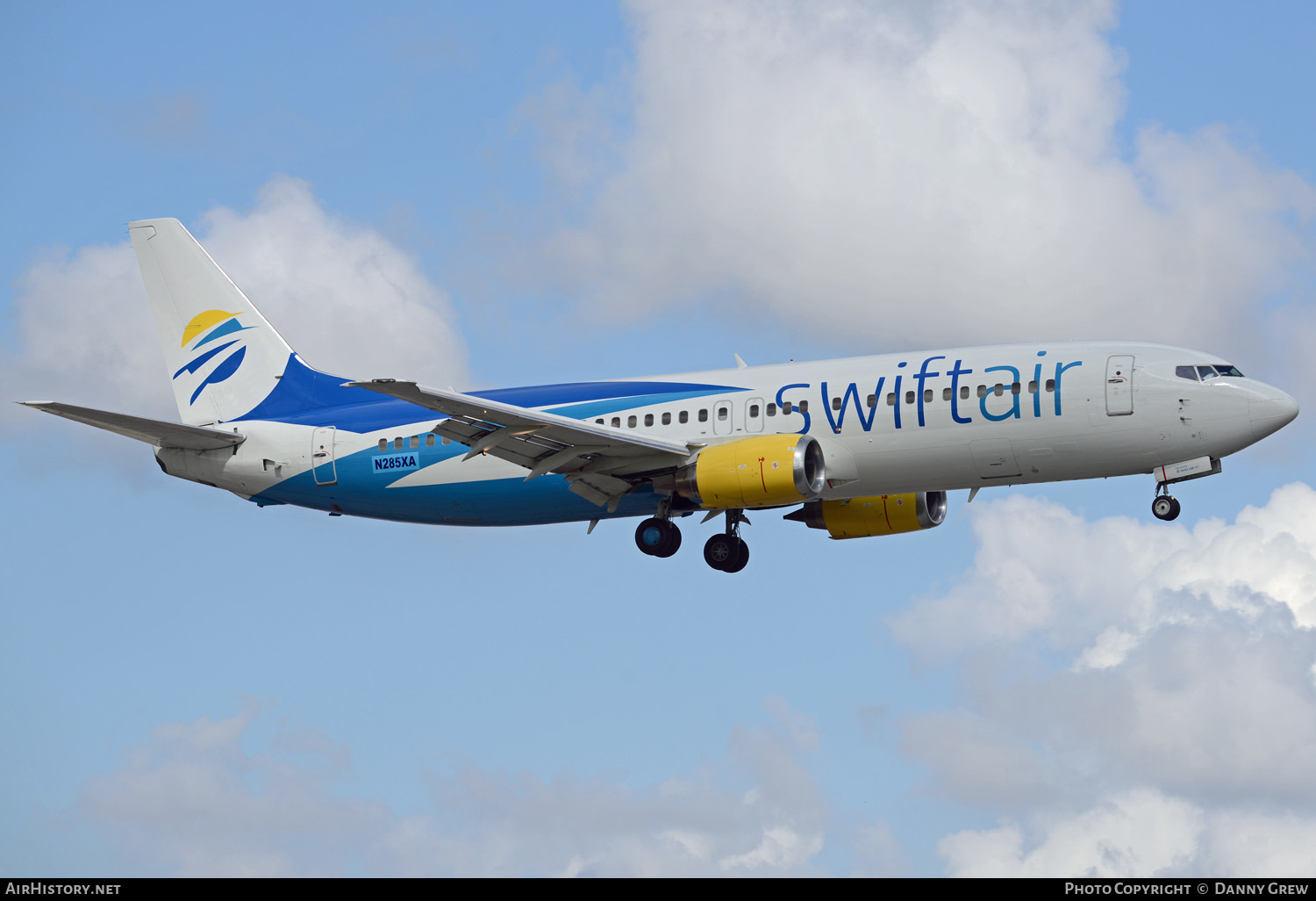 Aircraft Photo of N285XA | Boeing 737-4Q8 | Swift Air | AirHistory.net #151813