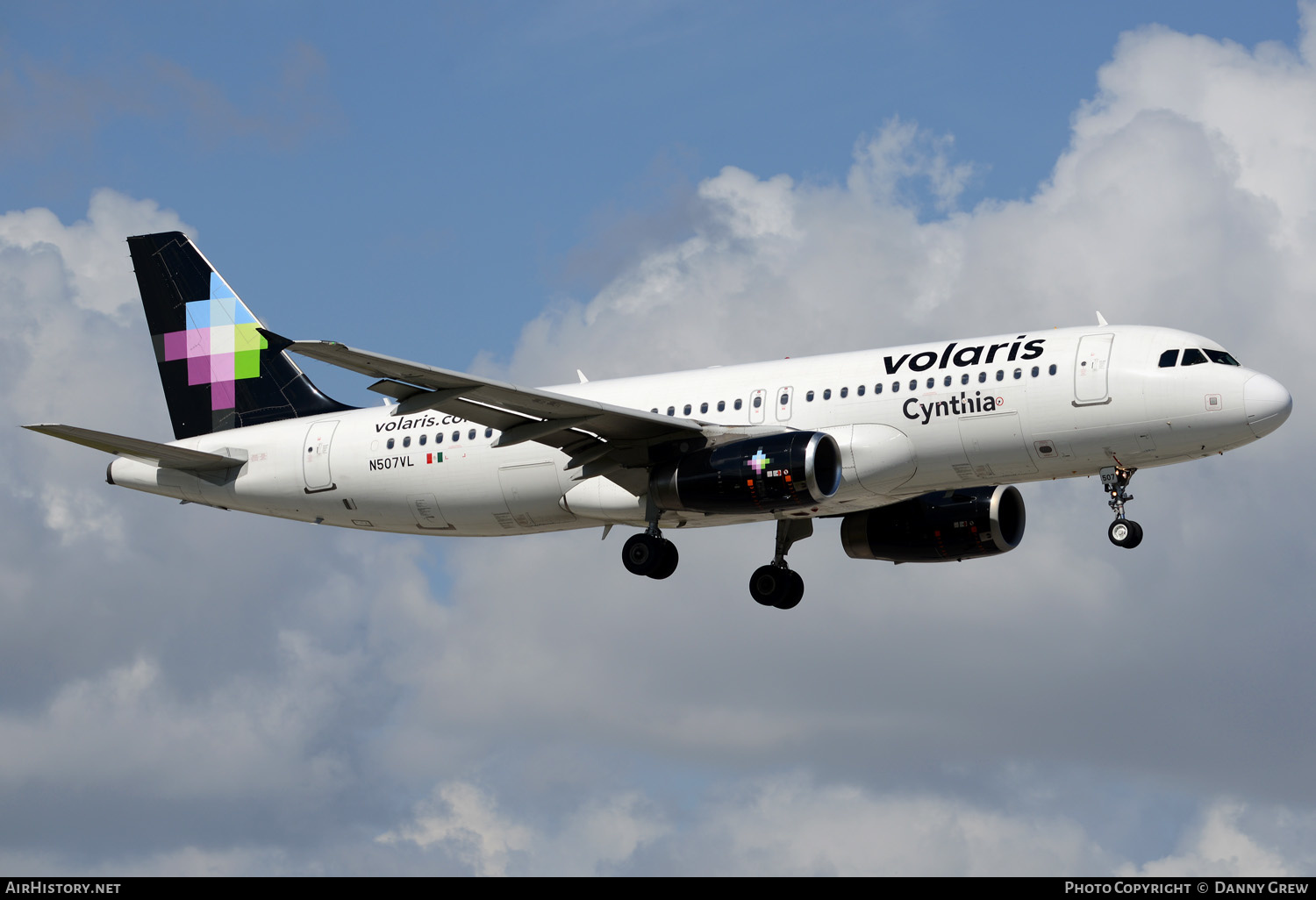 Aircraft Photo of N507VL | Airbus A320-233 | Volaris | AirHistory.net #151862