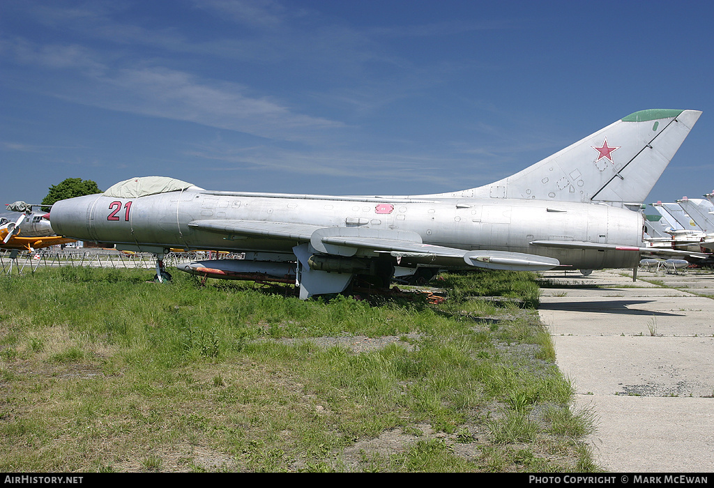 Aircraft Photo of 21 red | Sukhoi Su-7BM | Russia - Air Force | AirHistory.net #151974