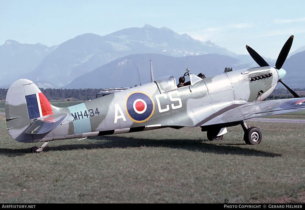 Aircraft Photo of G-ASJV / MH434 | Supermarine 361 Spitfire LF9B | UK - Air Force | AirHistory.net #152030