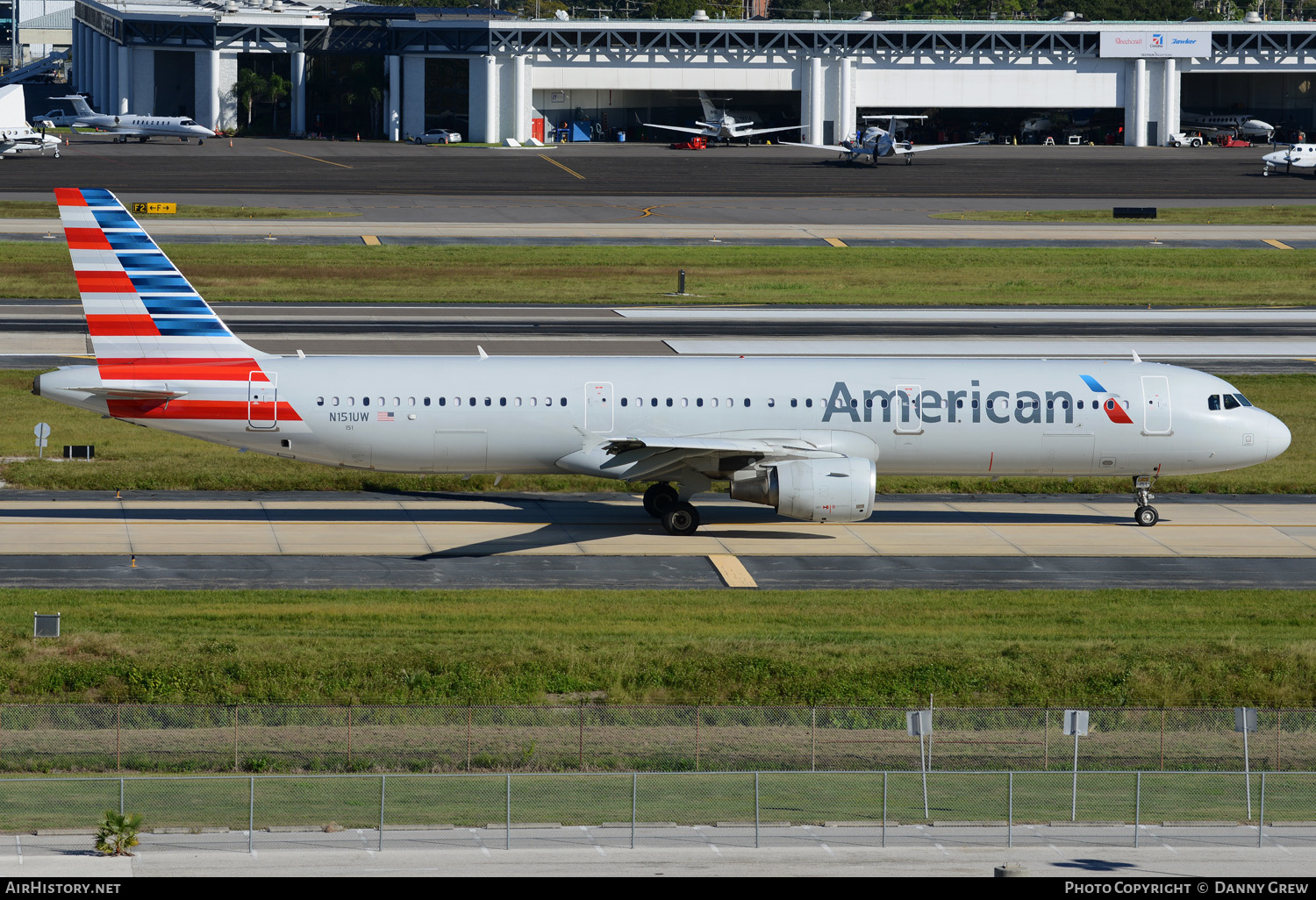 Aircraft Photo of N151UW | Airbus A321-211 | American Airlines | AirHistory.net #152085