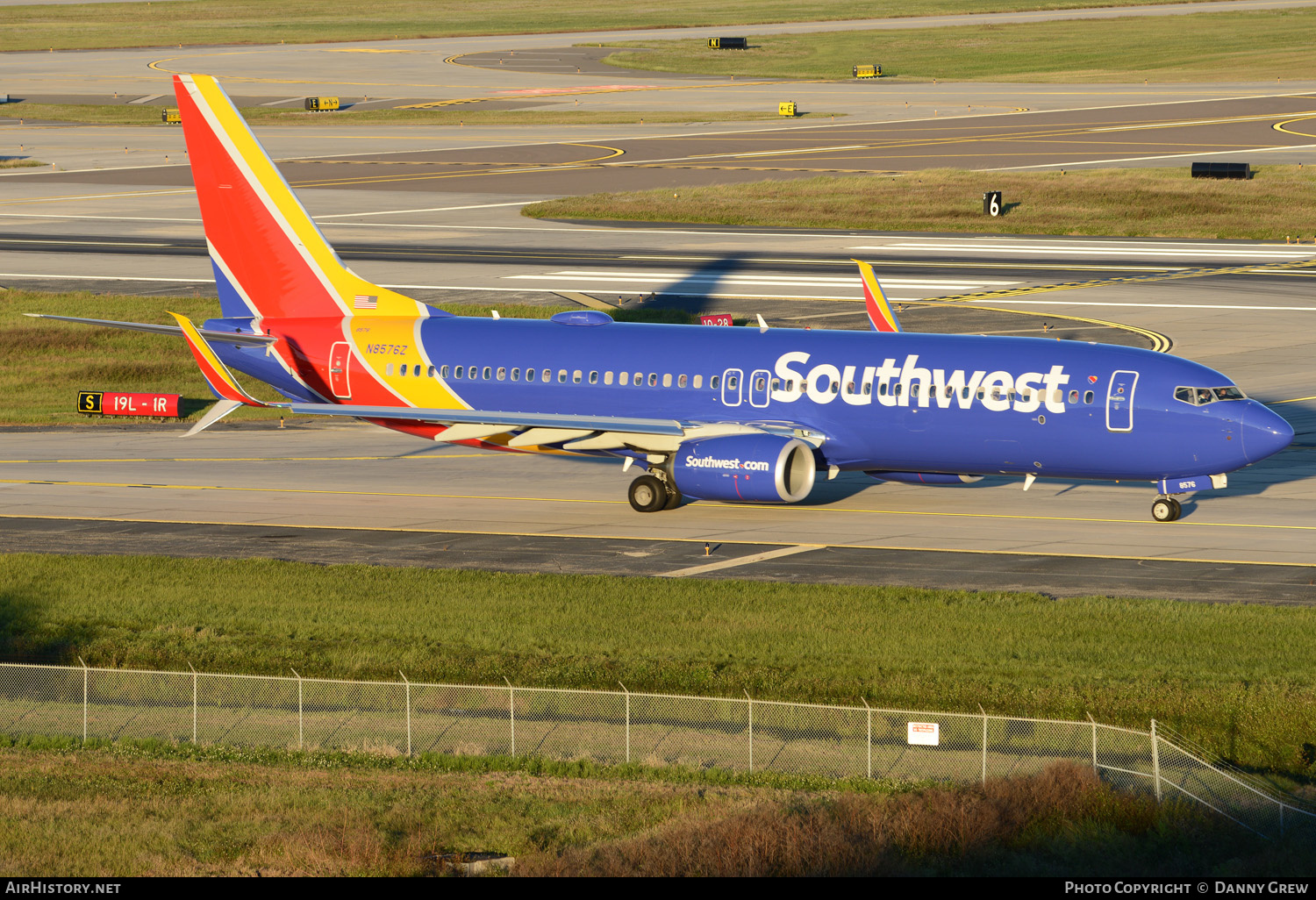 Aircraft Photo of N8576Z | Boeing 737-800 | Southwest Airlines | AirHistory.net #152109