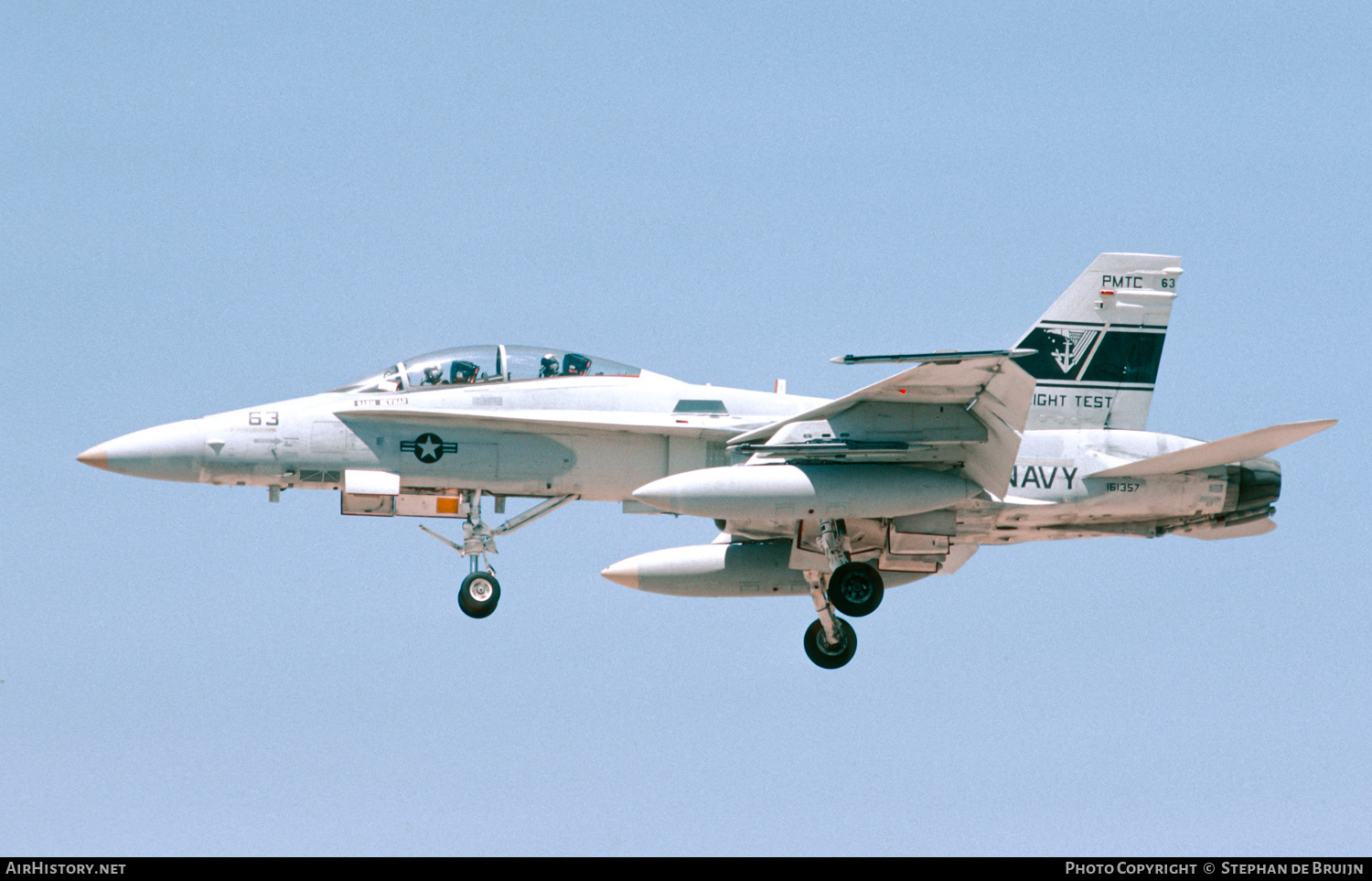 Aircraft Photo of 161357 | McDonnell Douglas F/A-18B Hornet | USA - Navy | AirHistory.net #152112