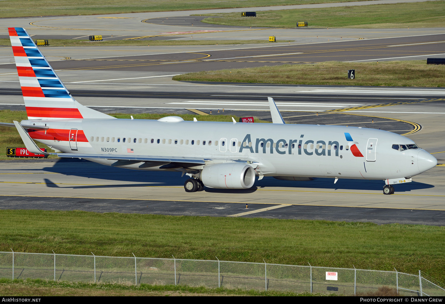 Aircraft Photo of N309PC | Boeing 737-800 | American Airlines | AirHistory.net #152253