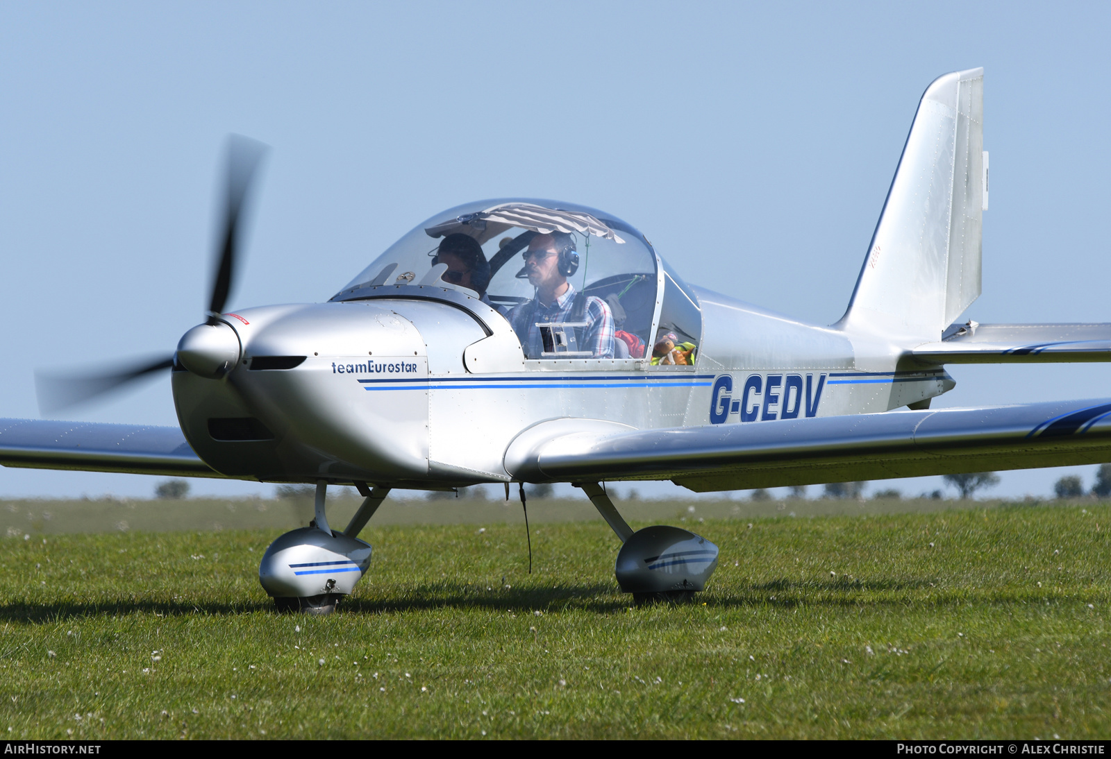 Aircraft Photo of G-CEDV | Evektor-Aerotechnik EV-97 Eurostar | AirHistory.net #152284