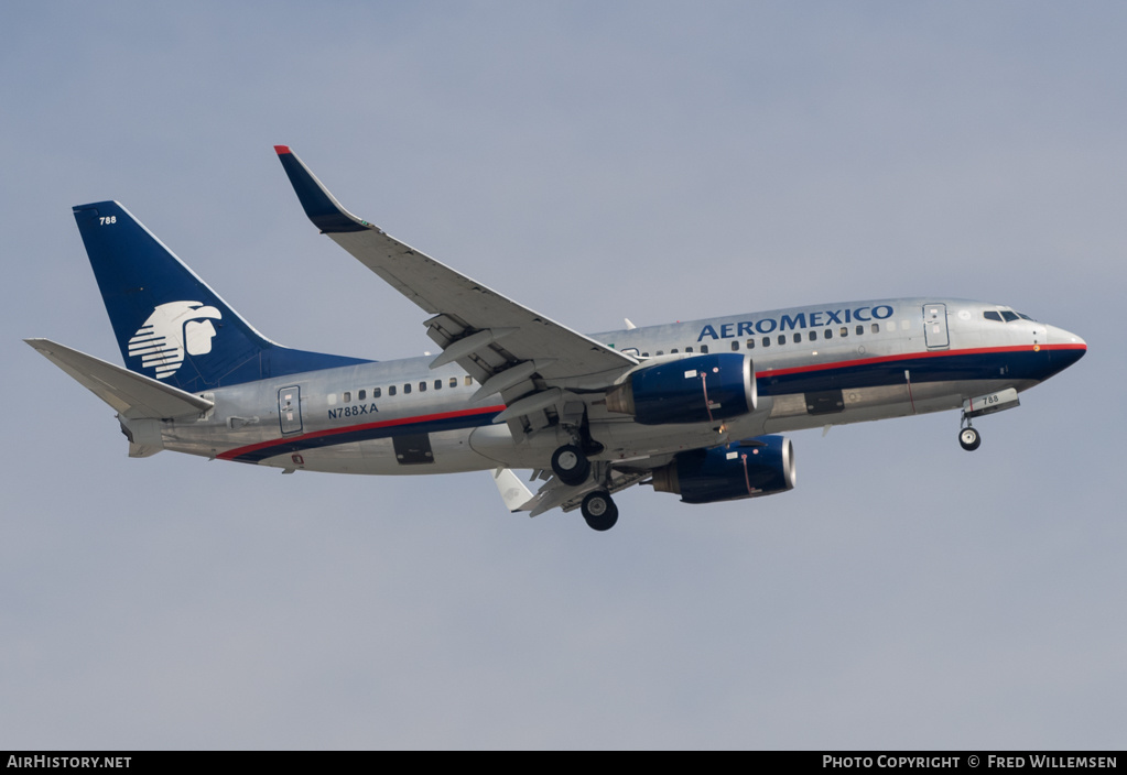 Aircraft Photo of N788XA | Boeing 737-752 | AeroMéxico | AirHistory.net #152299