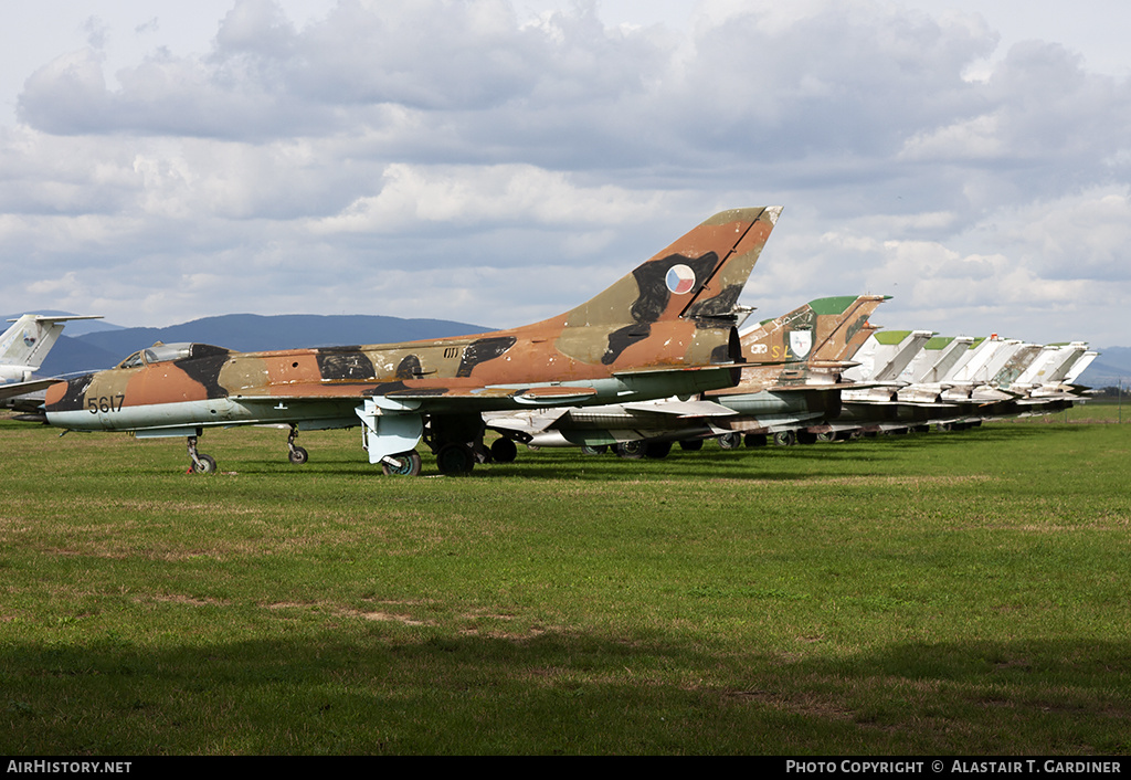 Aircraft Photo of 5617 | Sukhoi Su-7BM | Czechoslovakia - Air Force | AirHistory.net #152365