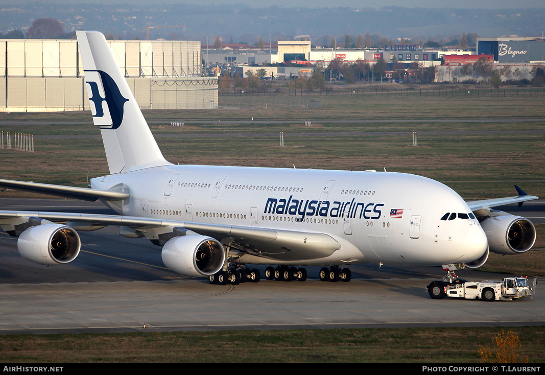 Aircraft Photo of 9M-MND | Airbus A380-841 | Malaysia Airlines | AirHistory.net #152369