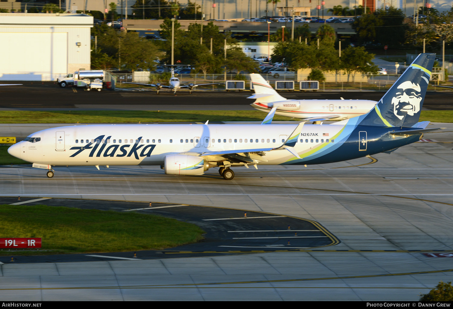 Aircraft Photo of N267AK | Boeing 737-900/ER | Alaska Airlines | AirHistory.net #152393