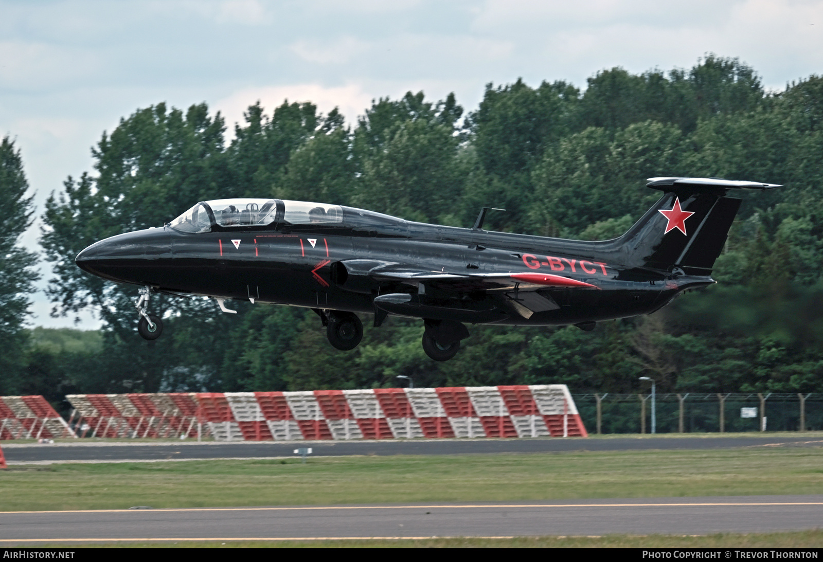 Aircraft Photo of G-BYCT | Aero L-29 Delfin | AirHistory.net #152430