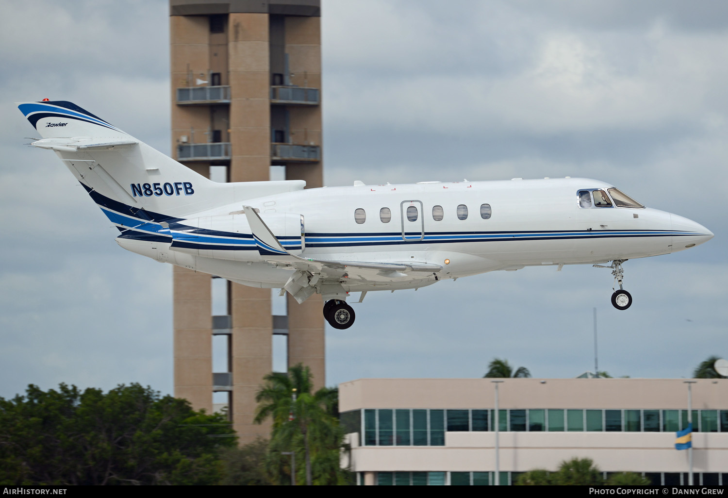 Aircraft Photo of N850FB | Raytheon Hawker 800XP2 | AirHistory.net #152468