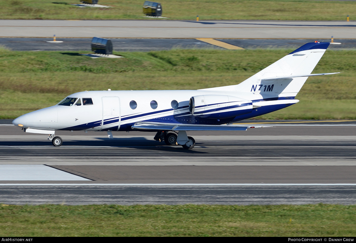 Aircraft Photo of N71M | Dassault Falcon 10 | AirHistory.net #152538