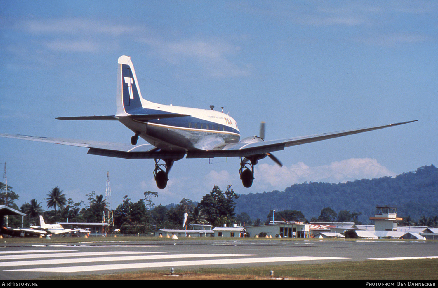 Aircraft Photo of VH-SBO | Douglas DC-3(C) | TAA Airlines of New Guinea | AirHistory.net #152572