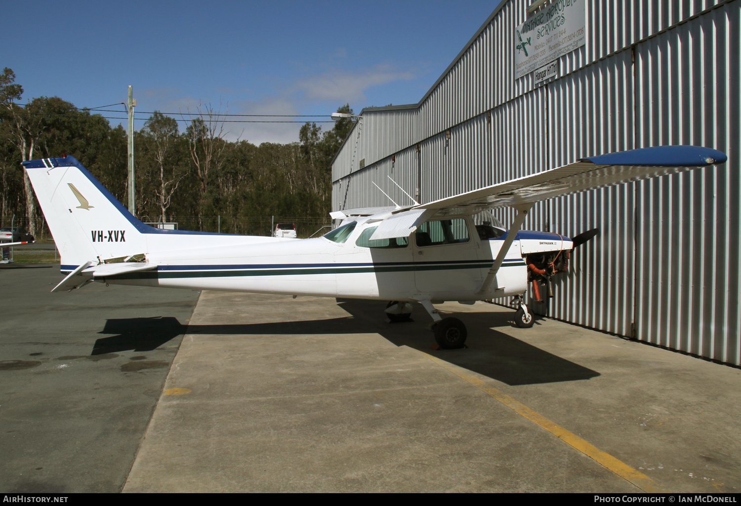Aircraft Photo of VH-XVX | Cessna 172N Skyhawk | AirHistory.net #152592