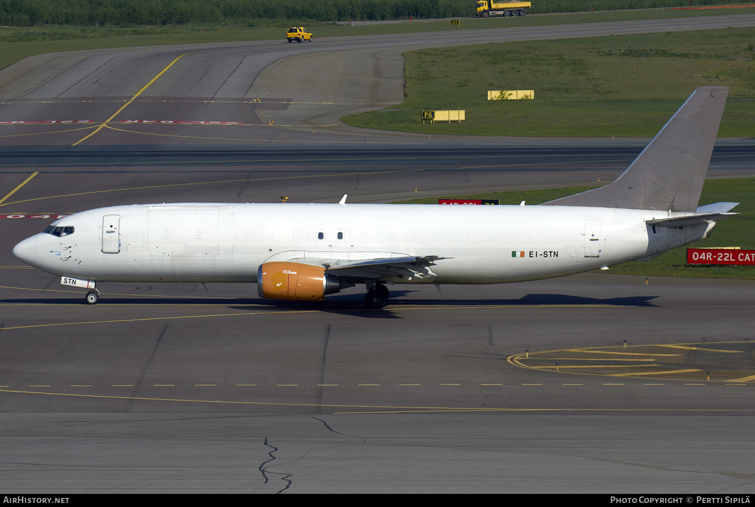 Aircraft Photo of EI-STN | Boeing 737-4Q8(SF) | ASL Airlines | AirHistory.net #152772