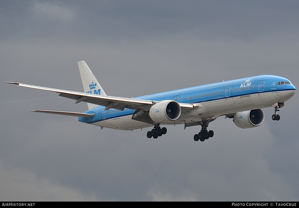 Aircraft Photo of PH-BVF | Boeing 777-306/ER | KLM - Royal Dutch Airlines | AirHistory.net #152782