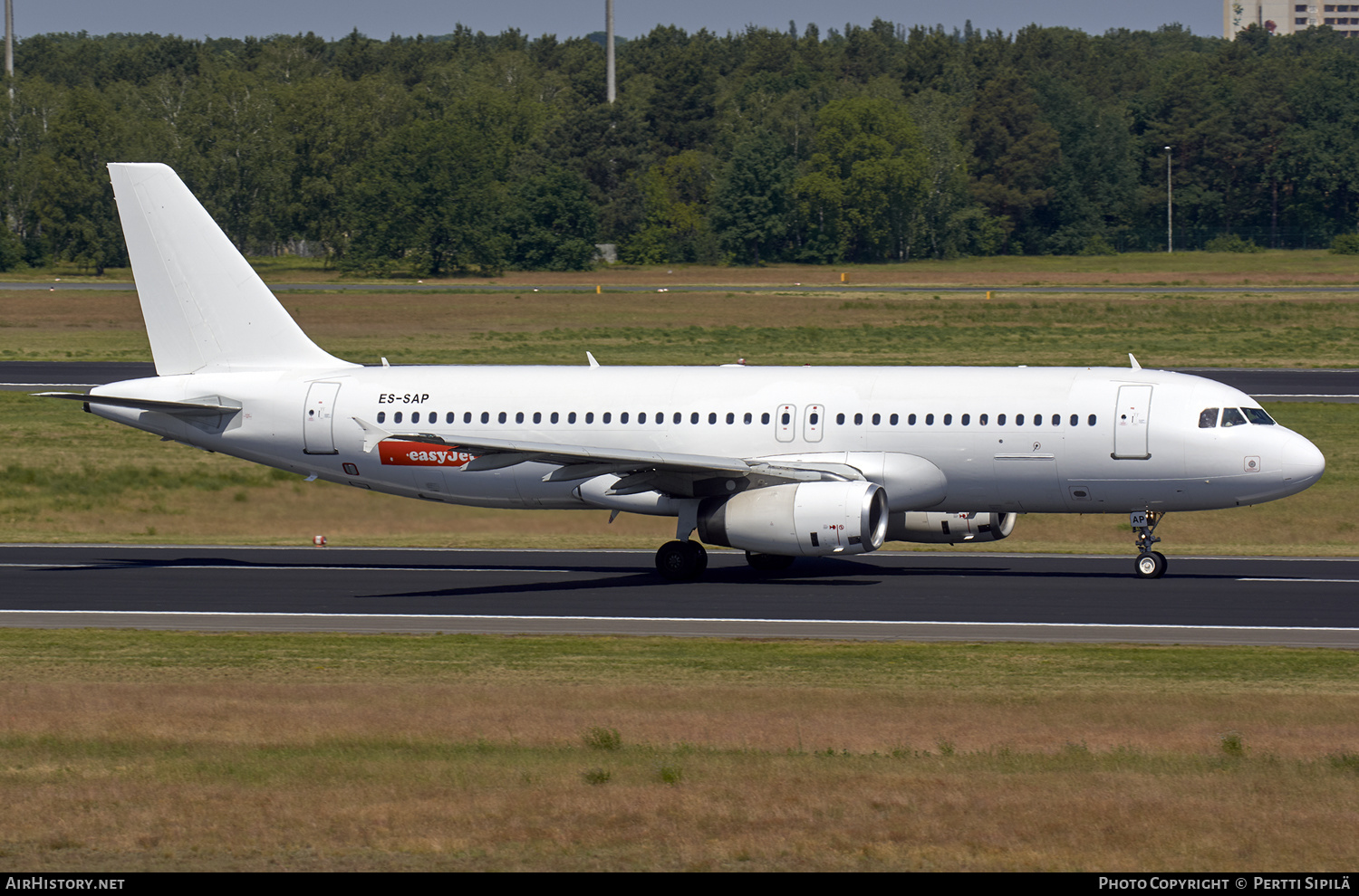 Aircraft Photo of ES-SAP | Airbus A320-232 | EasyJet | AirHistory.net #152790