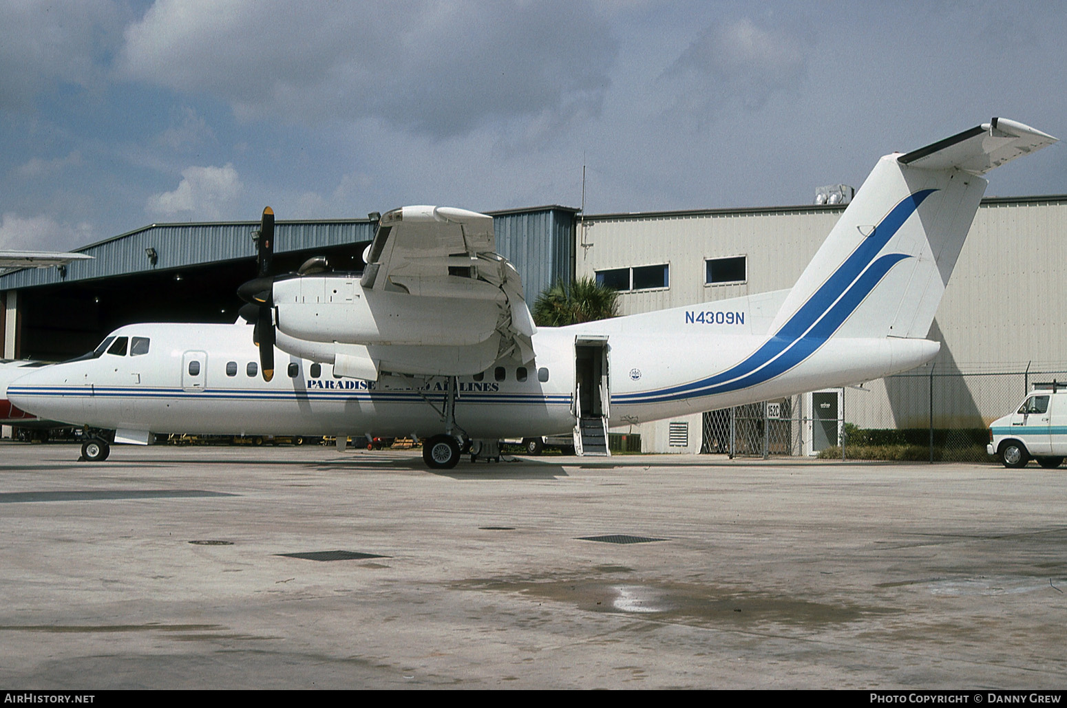 Aircraft Photo of N4309N | De Havilland Canada DHC-7-102 Dash 7 | Paradise Island Airlines | AirHistory.net #152809