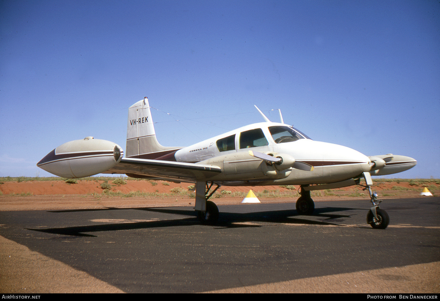Aircraft Photo of VH-REK | Cessna 310B | AirHistory.net #152862