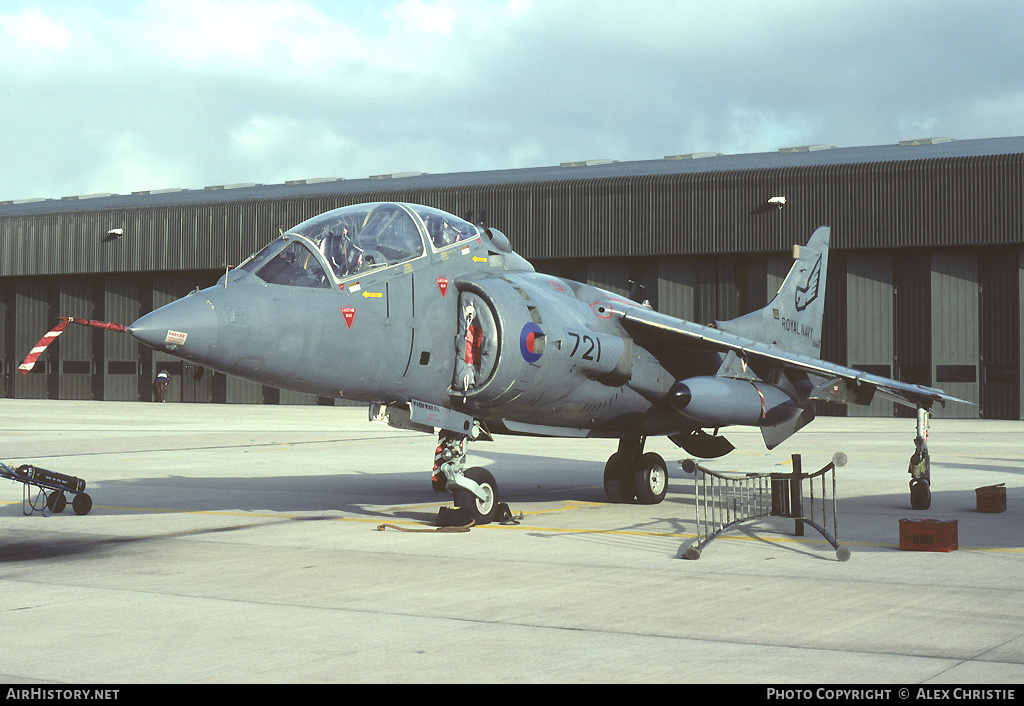 Aircraft Photo of XZ445 | Hawker Siddeley Harrier T4A | UK - Navy | AirHistory.net #152950