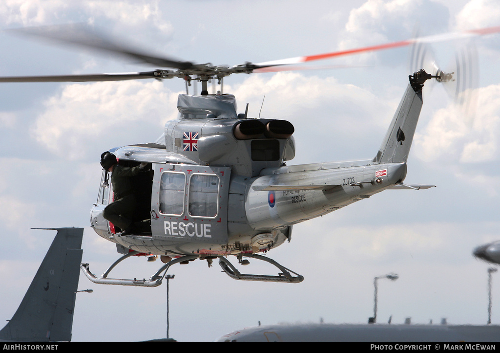Aircraft Photo of ZJ703 | Bell 412EP Griffin HAR2 | UK - Air Force | AirHistory.net #152958