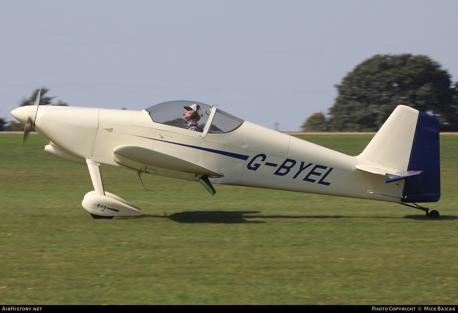 Aircraft Photo of G-BYEL | Van's RV-6 | AirHistory.net #153034