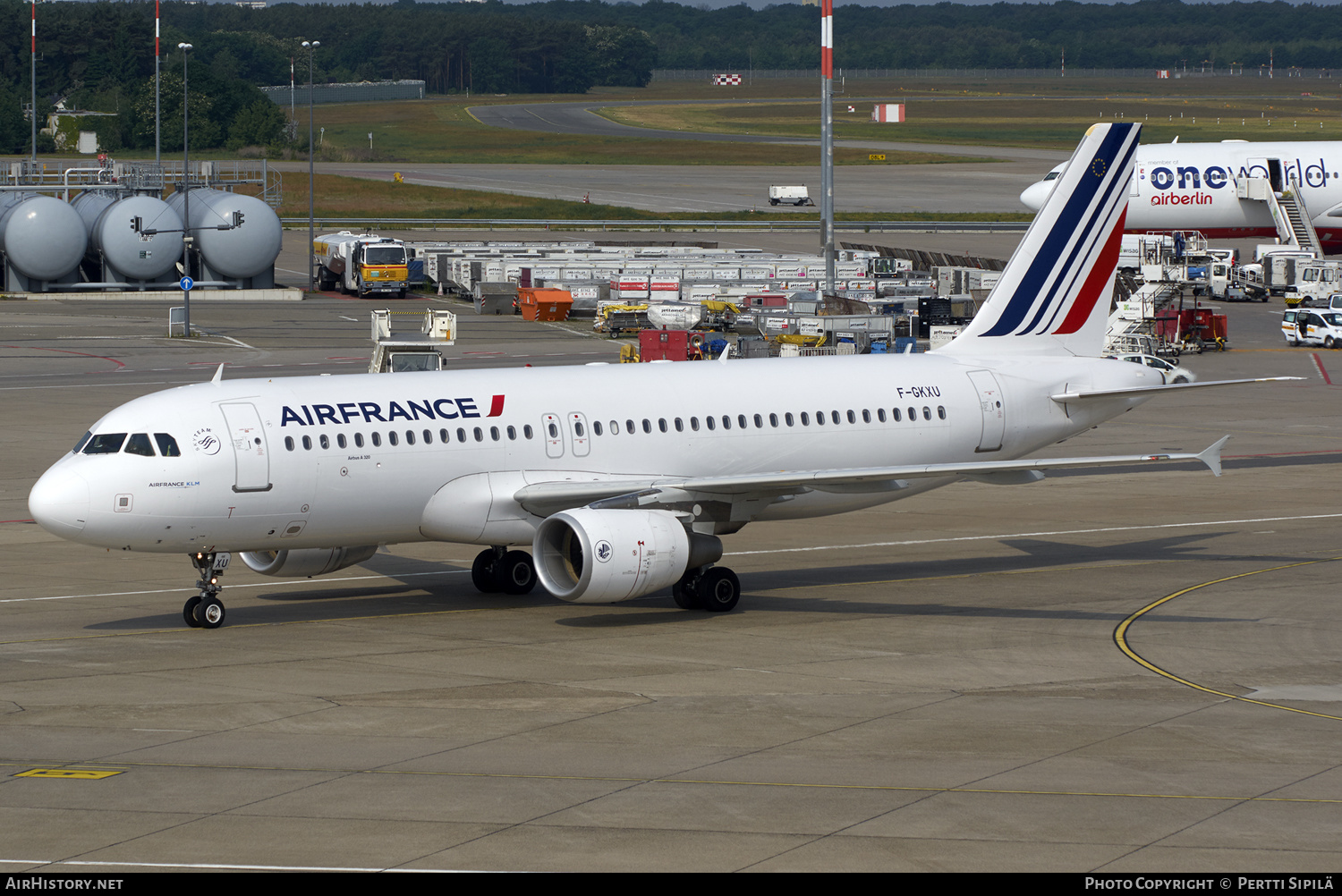 Aircraft Photo of F-GKXU | Airbus A320-214 | Air France | AirHistory.net #153036