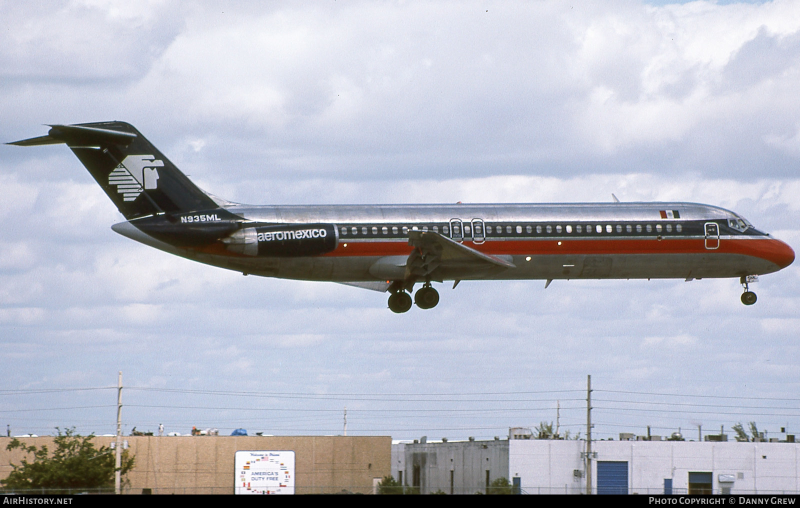 Aircraft Photo of N935ML | McDonnell Douglas DC-9-31 | AeroMéxico | AirHistory.net #153083