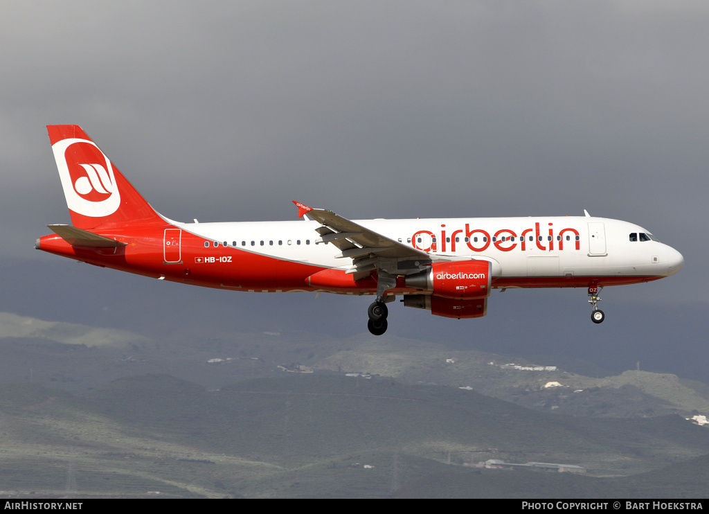 Aircraft Photo of HB-IOZ | Airbus A320-214 | Air Berlin | AirHistory.net #153142