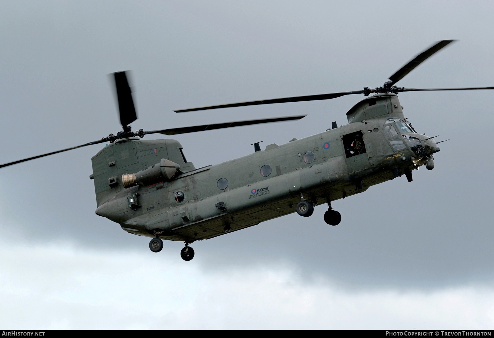 Aircraft Photo of ZA708 | Boeing Chinook HC2 (352) | UK - Air Force | AirHistory.net #153179