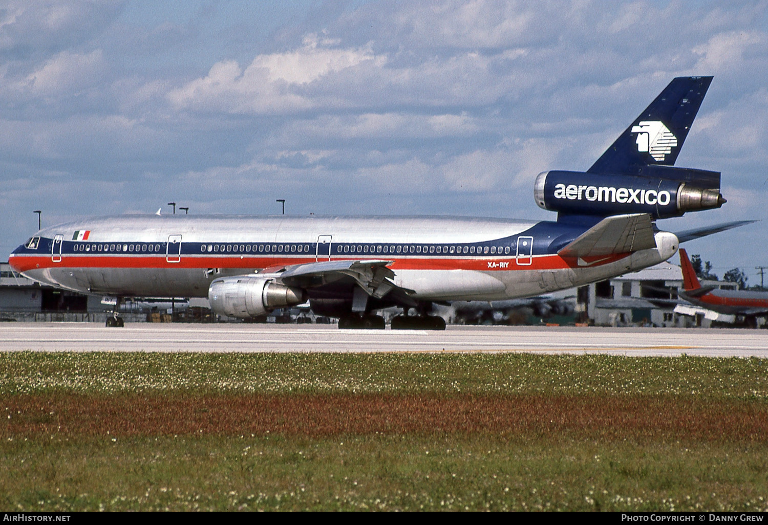 Aircraft Photo of XA-RIY | McDonnell Douglas DC-10-30 | AeroMéxico | AirHistory.net #153180