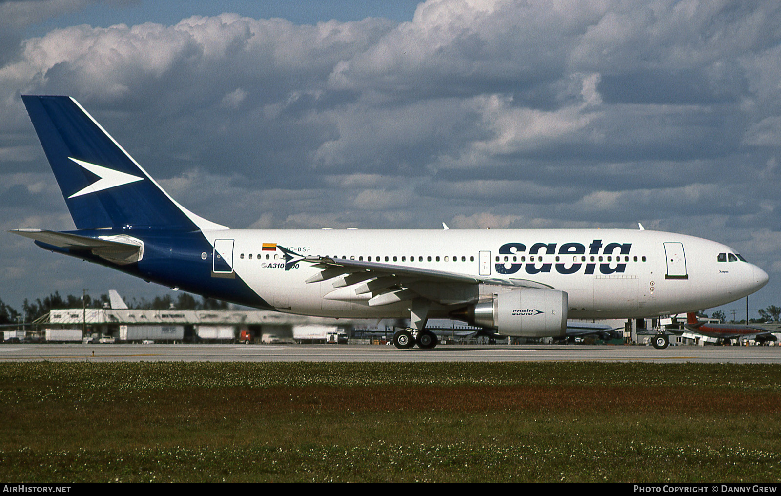 Aircraft Photo of HC-BSF | Airbus A310-304 | SAETA | AirHistory.net #153206